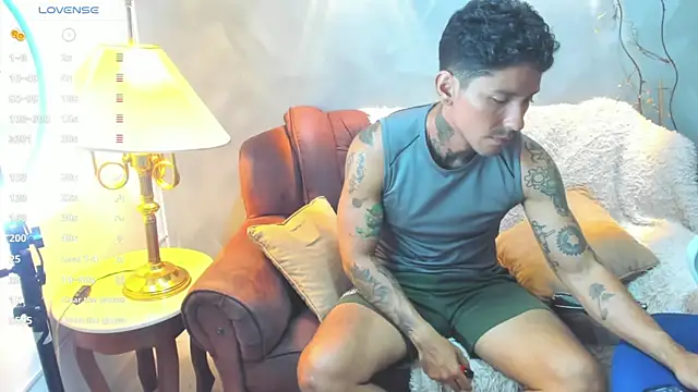 Dylanstonne online show from 01.10.25