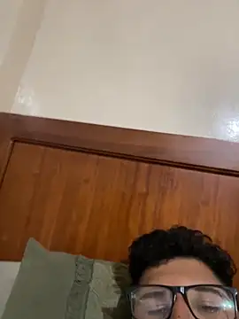 Snapshot of Ruk436 chatting on 11.15.25 Ruk436 online show from 11.15.25