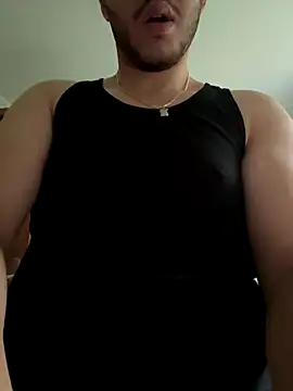 Snapshot of kareem0010 chatting on 11.14.25 kareem0010 online show from 11.14.25