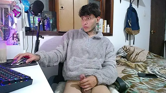 Snapshot of esjrobles chatting on 01.31.25 esjrobles online show from 01.31.25