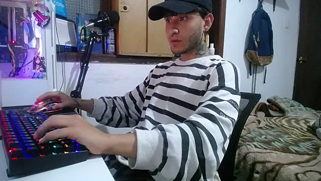 Snapshot of esjrobles chatting on 02.09.25 esjrobles online show from 02.09.25