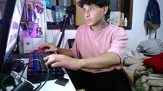 Snapshot of esjrobles chatting on 02.12.25 esjrobles online show from 02.12.25