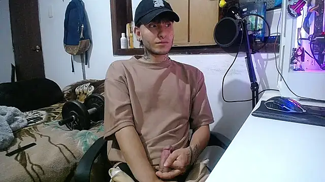 Snapshot of esjrobles chatting on 02.14.25 esjrobles online show from 02.14.25