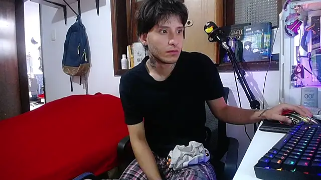 Snapshot of esjrobles chatting on 02.19.25 esjrobles online show from 02.19.25