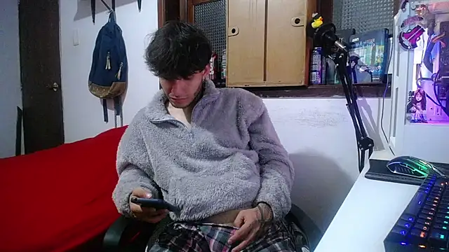 Snapshot of esjrobles chatting on 03.05.25 esjrobles online show from 03.05.25