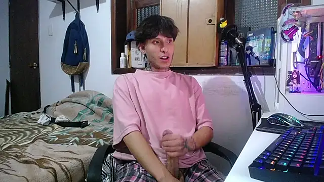 Snapshot of esjrobles chatting on 03.07.25 esjrobles online show from 03.07.25