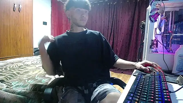 Snapshot of esjrobles chatting on 03.16.25 esjrobles online show from 03.16.25