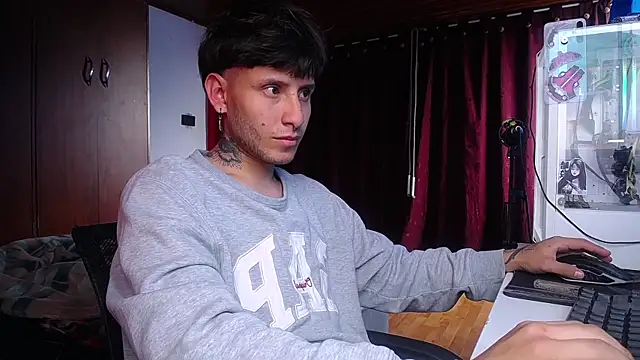 Snapshot of esjrobles chatting on 03.19.25 esjrobles online show from 03.19.25