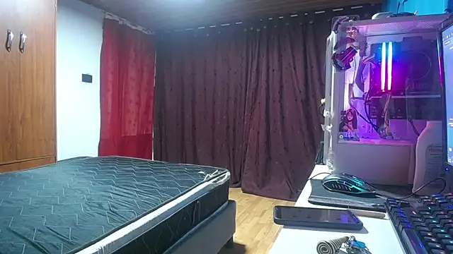 Snapshot of esjrobles chatting on 03.21.25 esjrobles online show from 03.21.25