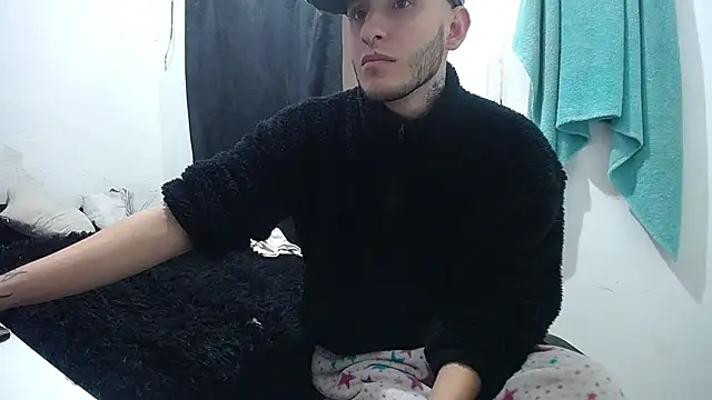 Snapshot of esjrobles chatting on 09.13.25 esjrobles online show from 09.13.25