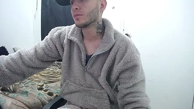 Snapshot of esjrobles chatting on 09.18.25 esjrobles online show from 09.18.25