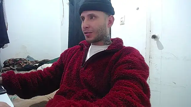 Snapshot of esjrobles chatting on 10.18.25 esjrobles online show from 10.18.25