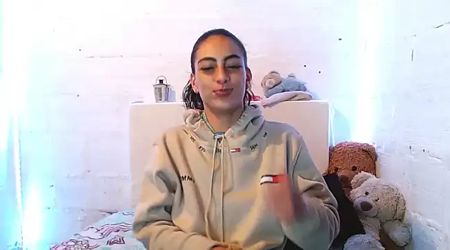 kendall-storm online show from 02.11.25