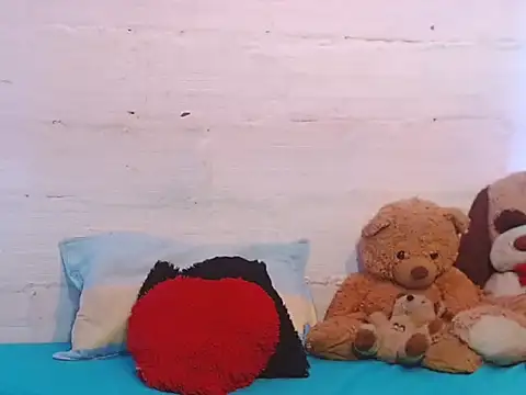 kendall-storm online show from 10.11.25