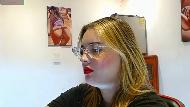 kendallclarkk03 online show from 02.19.25