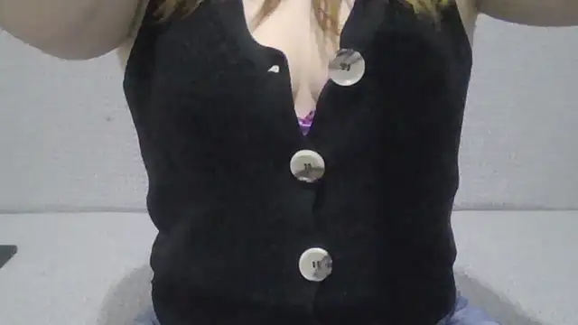 Snapshot of simay1111 chatting on 02.24.25 simay1111 online show from 02.24.25