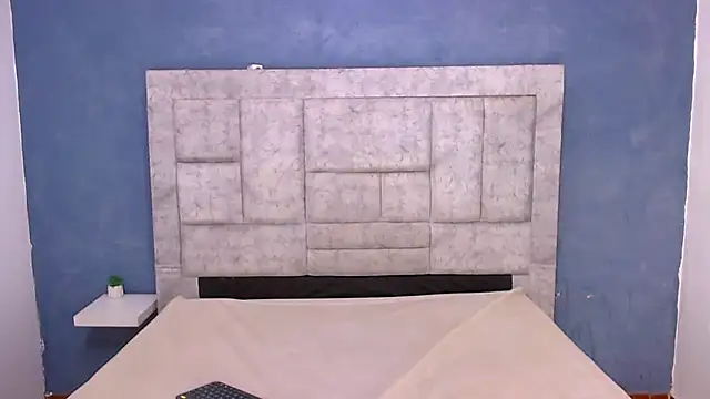 Eban Dustan online show from 12.06.24