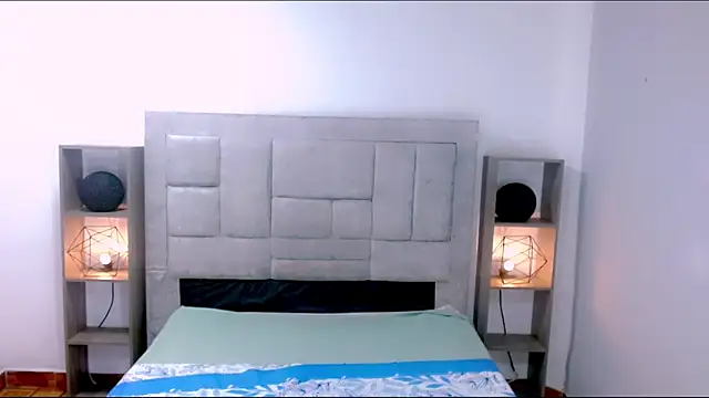 Eban Dustan online show from 03.29.26