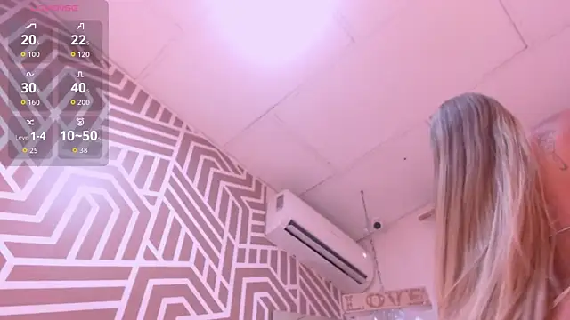 SashaDurante online show from 04.15.26