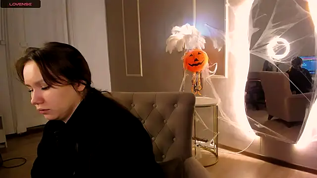 Alisia Mars online show from 10.15.25