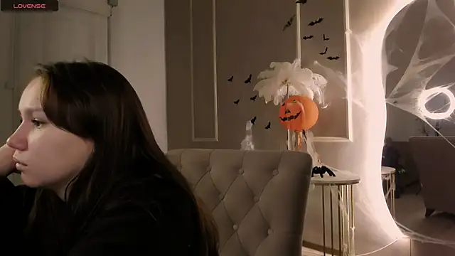 Alisia Mars online show from 10.22.25