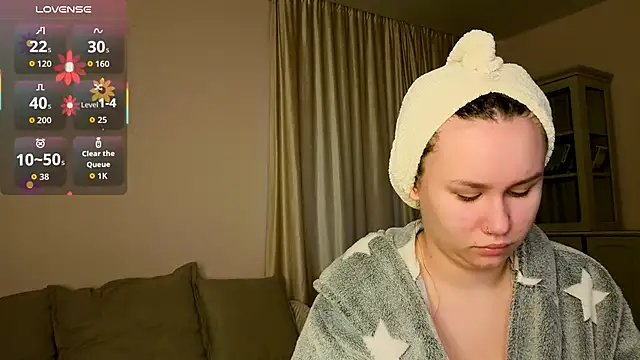 Alisia Mars online show from 11.18.25