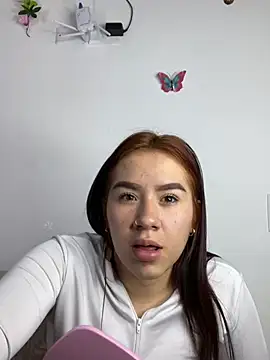 Im Valen Cute online show from 01.20.25