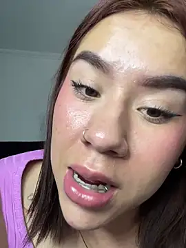 Im Valen Cute online show from 03.14.25