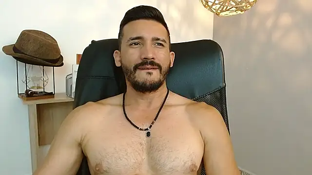 Reiko 85  online show from 02.18.25