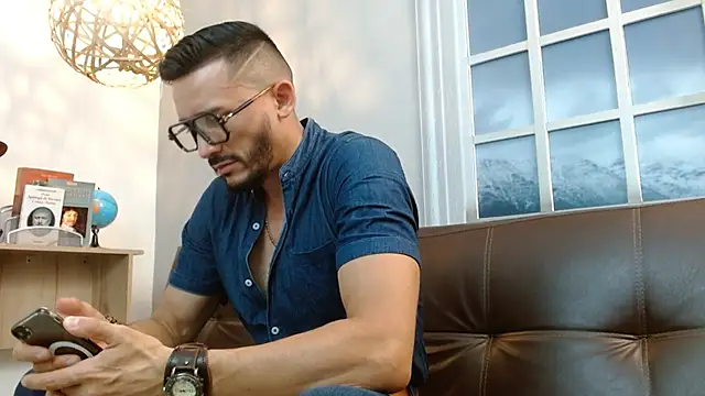 Reiko 85  online show from 03.08.25