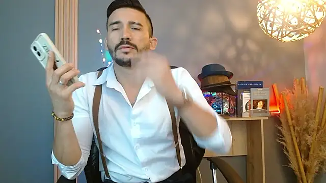 Reiko 85  online show from 03.18.26