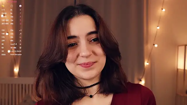 Snapshot of DracosMoon chatting on 01.28.25 DracosMoon online show from 01.28.25