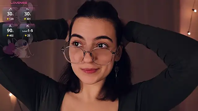 Snapshot of DracosMoon chatting on 02.09.25 DracosMoon online show from 02.09.25