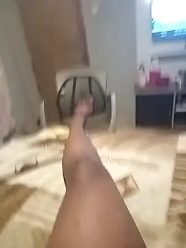 Snapshot of MaskedMandingo@xh chatting on 09.18.25 MaskedMandingoxh online show from 09.18.25