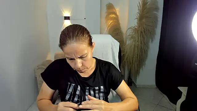 Milf karlye online show from 02.05.26