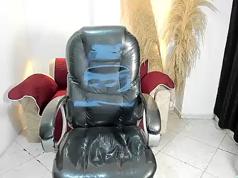 Snapshot of Milf_karlye chatting on 05.09.26 Milf karlye online show from 05.09.26