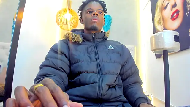 Snapshot of royce_ebony chatting on 02.19.26 royce ebony online show from 02.19.26