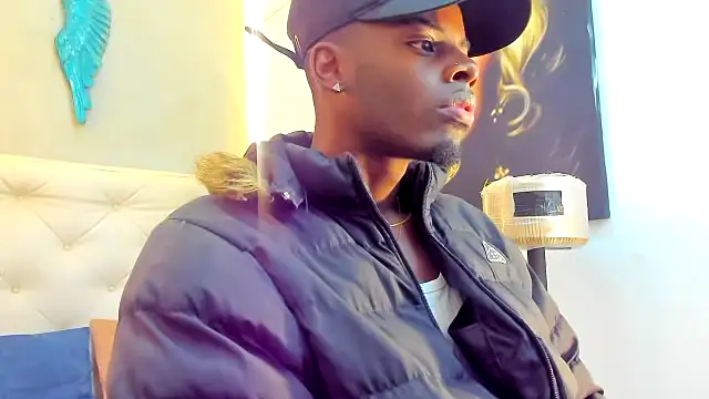 Snapshot of royce_ebony chatting on 02.26.26 royce ebony online show from 02.26.26