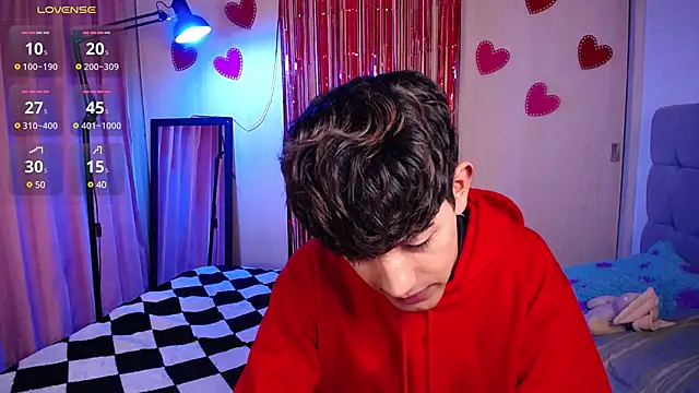 Snapshot of teobowny_ chatting on 02.13.25 teobowny online show from 02.13.25