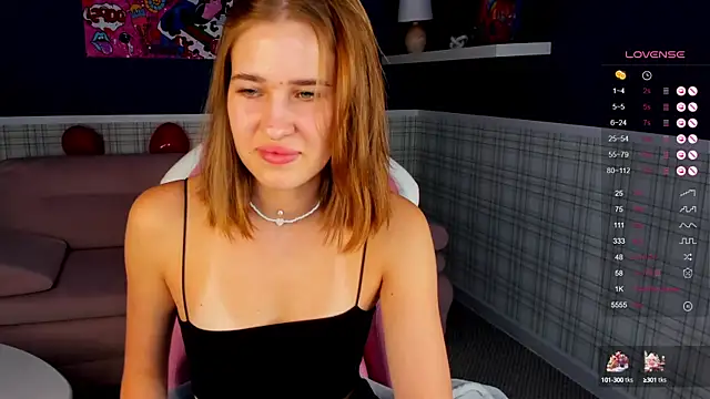 Jennifer Wadee online show from 03.02.25