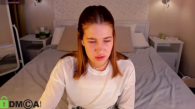 Jennifer Wadee online show from 03.26.26