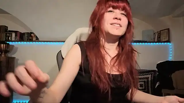 complicata mente online show from 12.17.25