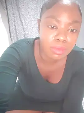 Luciouslips00 online show from 12.13.24
