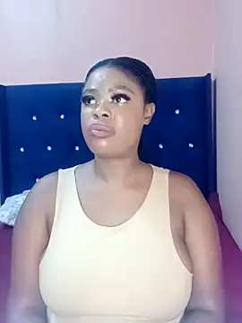 Luciouslips00 online show from 04.15.26