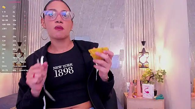 Alahia Baiter online show from 01.24.25