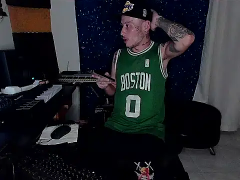 Snapshot of patrik_tattoo_ chatting on 12.29.24 patrik tattoo online show from 12.29.24