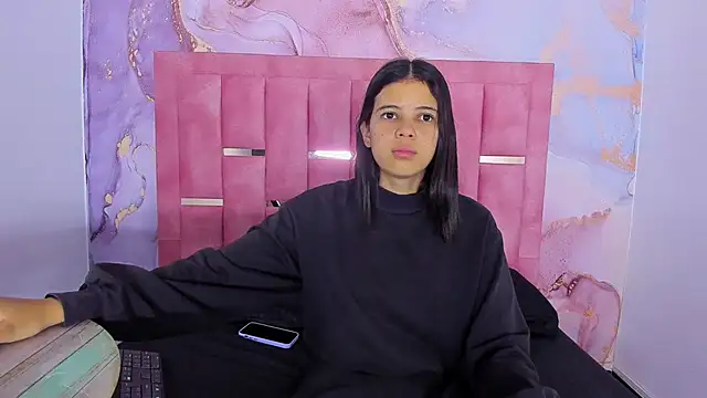 LizzMartin online show from 12.18.24