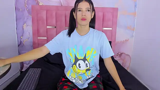 LizzMartin online show from 01.11.25