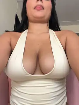 Snapshot of Lola_sweeet18 chatting on 02.14.26 Lola sweeet18 online show from 02.14.26