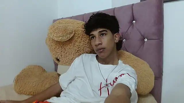 Snapshot of hares_mds chatting on 03.04.25 hares mds online show from 03.04.25